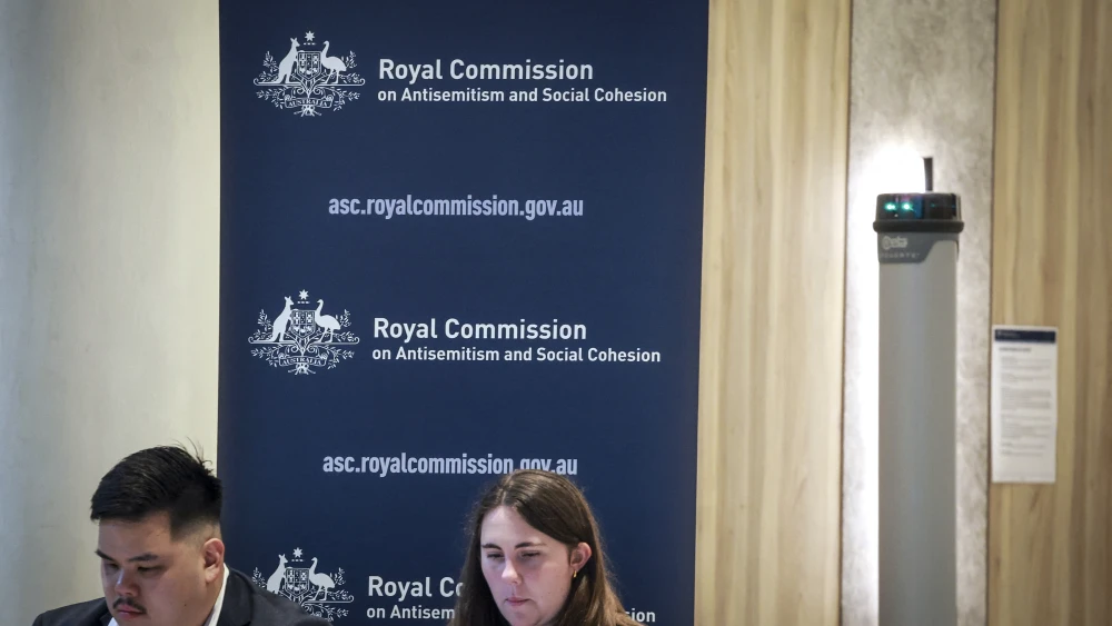Australia inquiry condemns online abuse of Jewish witnesses