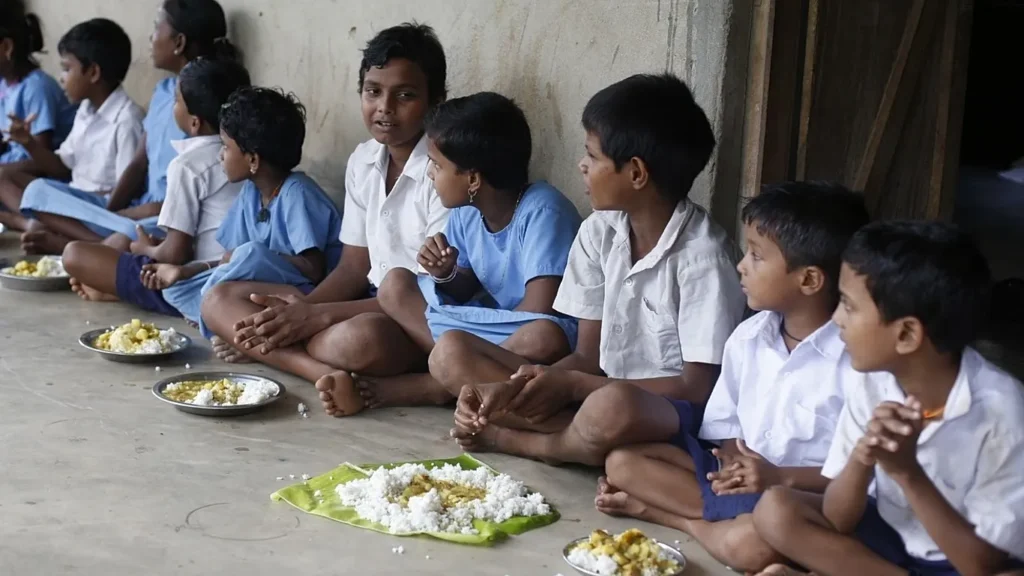WHO warns more than 1.5 million people die and 860 million fall ill from unsafe food