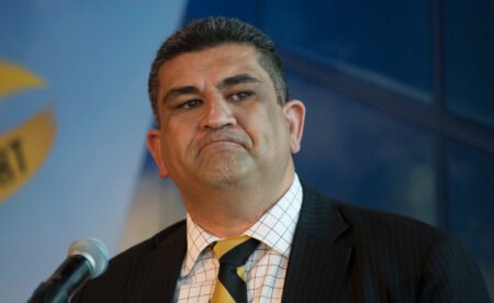 Government Must Ban Public Sector Golden Handshakes